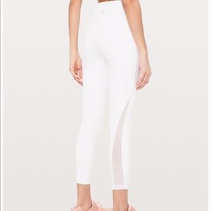 Lululemon train times 7/8 white sz2